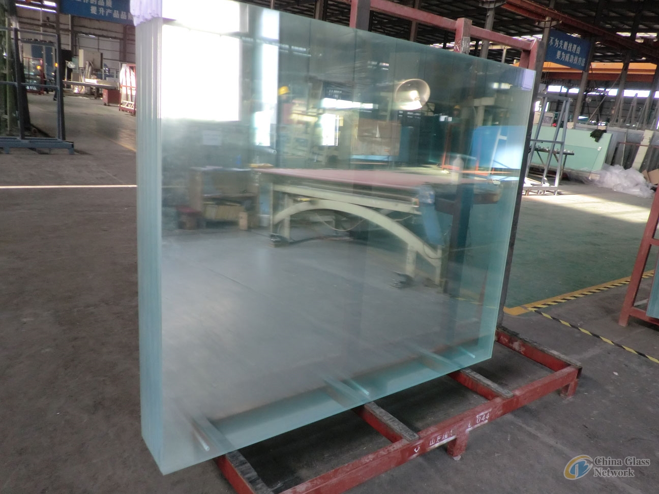 SYS China best quality 10mm tempered glass door glass manufacturer