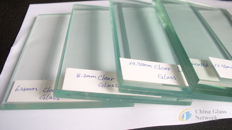 CLEAR LAMINATED GLASS