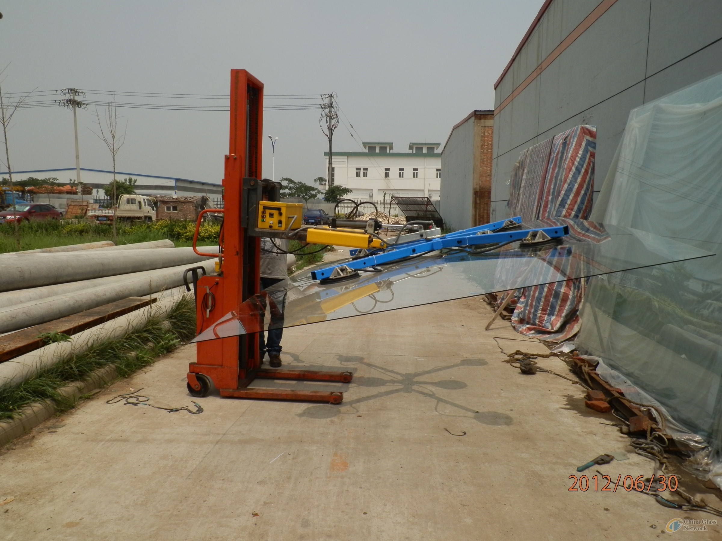 Forklift attached galss lifter,vacuum lifter