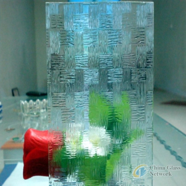 6 mm patterned glass