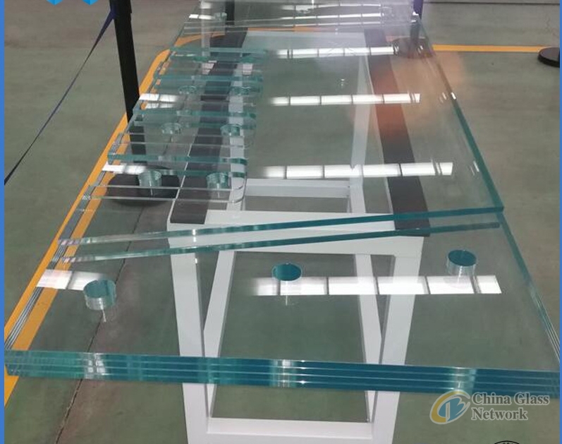 12.76MM Color Laminated Glass Safety Transluscent  PVB Glass 