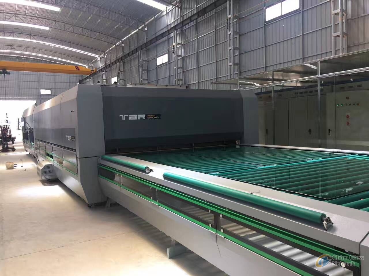 Toughened glass furnace