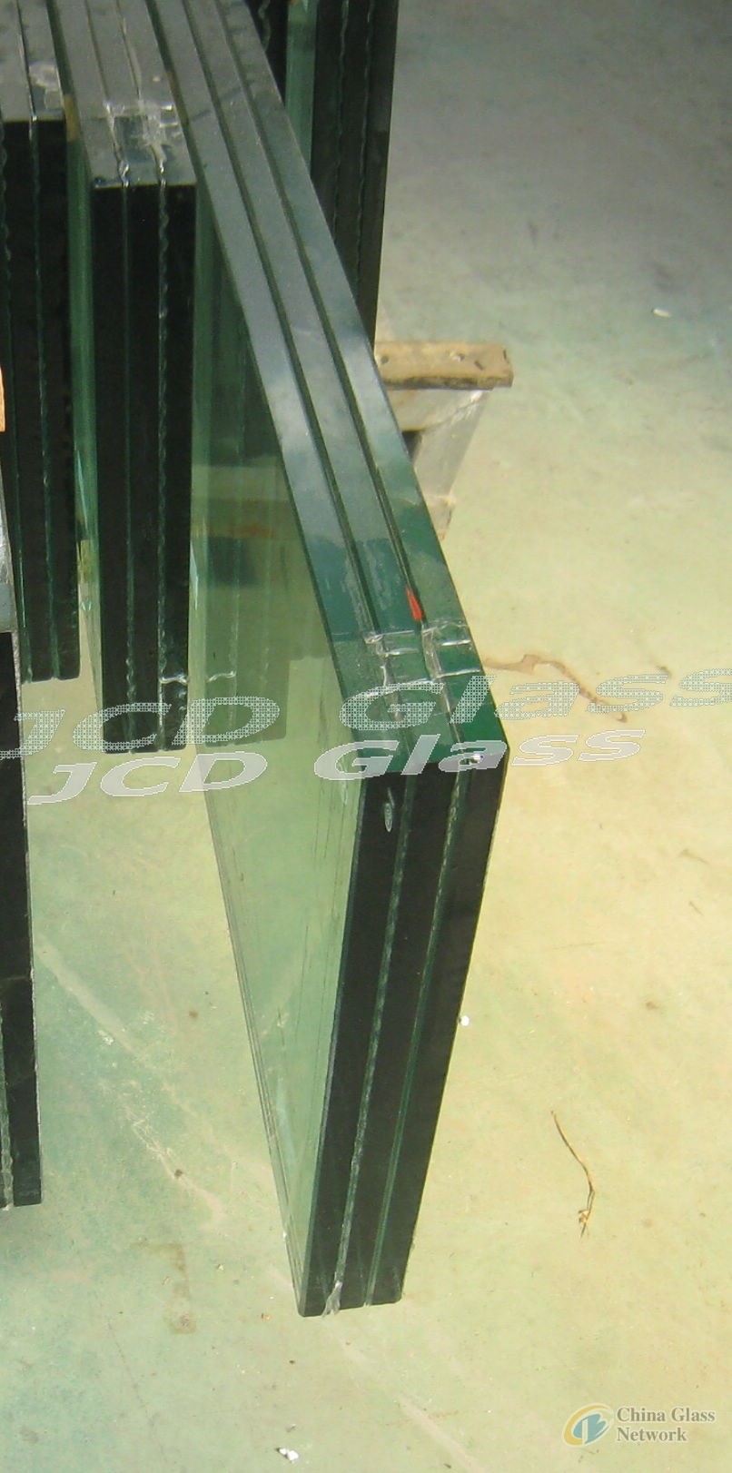 8+8+8, 10+10+10, 12+12+12, 15+15+15, 19+19+19 Tempered Laminated Glass