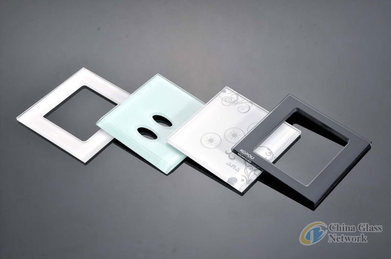 Customized Bevel Edge Switch Glass Plates