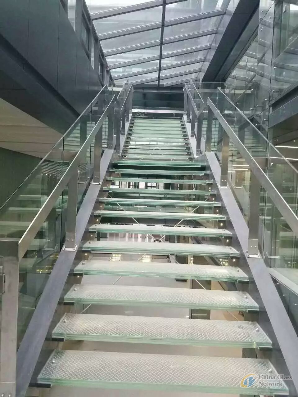 Laminated Safety Anti-Skid Glass Floor