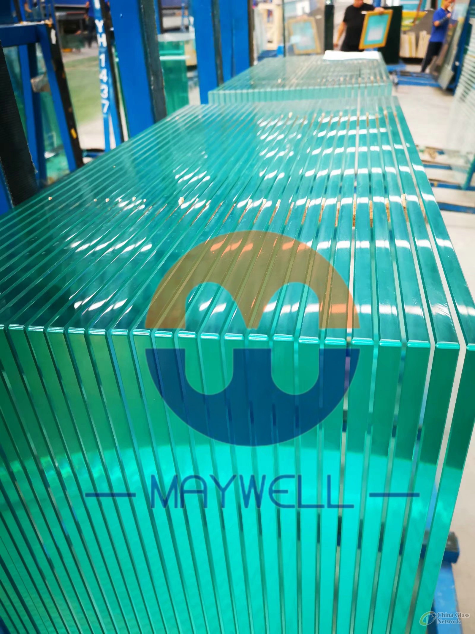 Drilled holes Flat Polished Edges Tempered Glass, tempered glass, Cabinet, Furniture, Table, Partition Wall