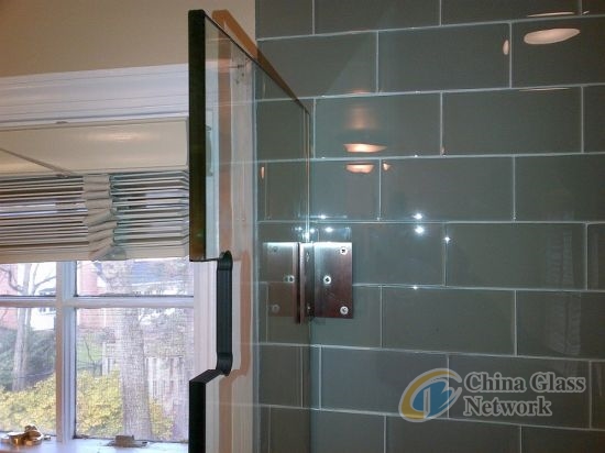 tempered shower door ,glass door