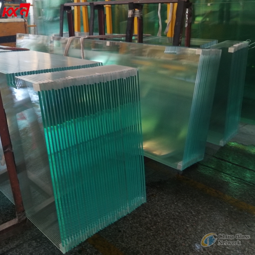 China Building Glass Factory Ultra Clear Tempered Glass Low Iron Toughened Glass Factory