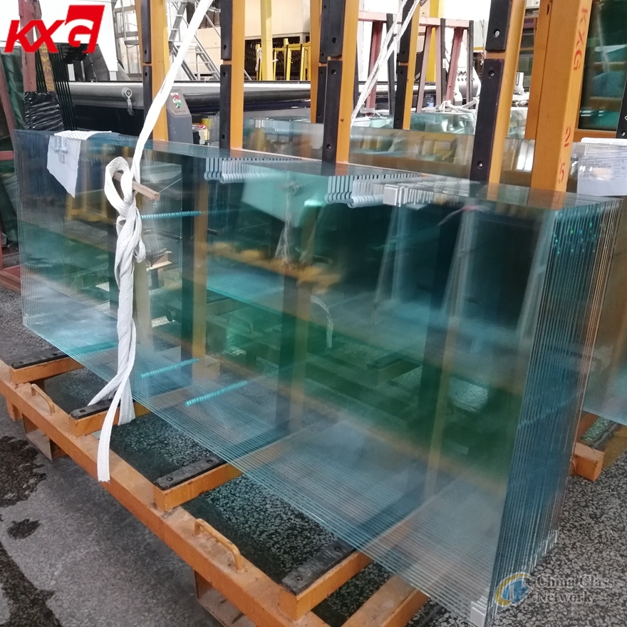 China Building Glass Factory Ultra Clear Tempered Glass Low Iron Toughened Glass Factory