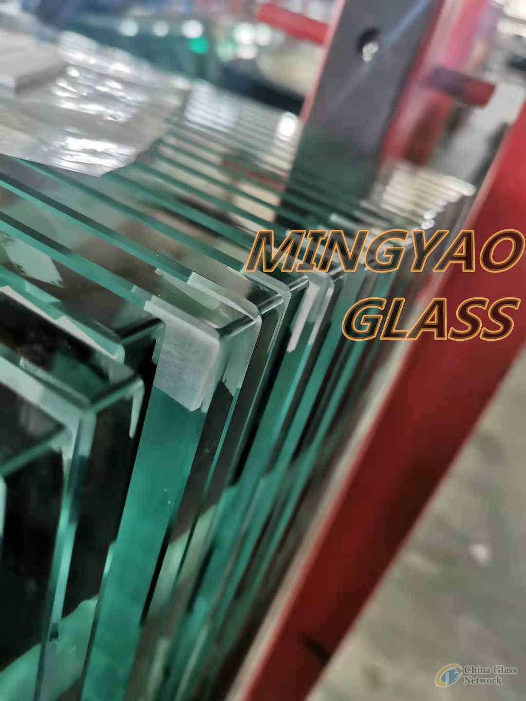 Tempered Toughened glass with safety corners