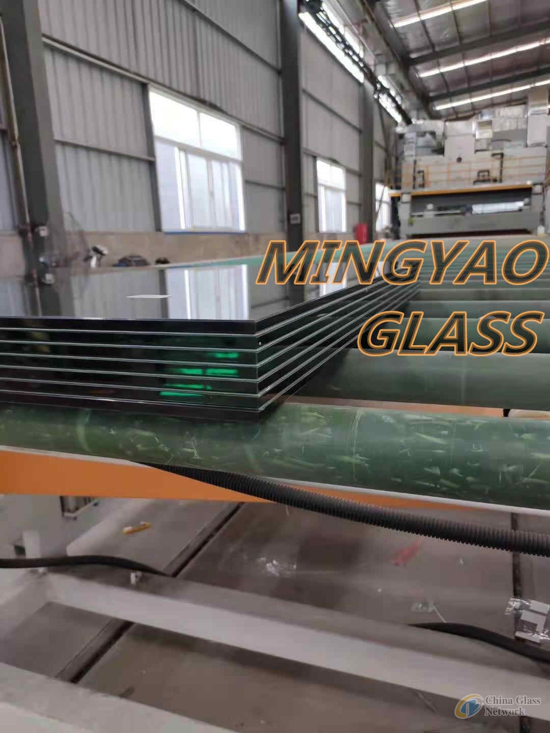 Triple or Multiple PVB SGP Laminated Glass