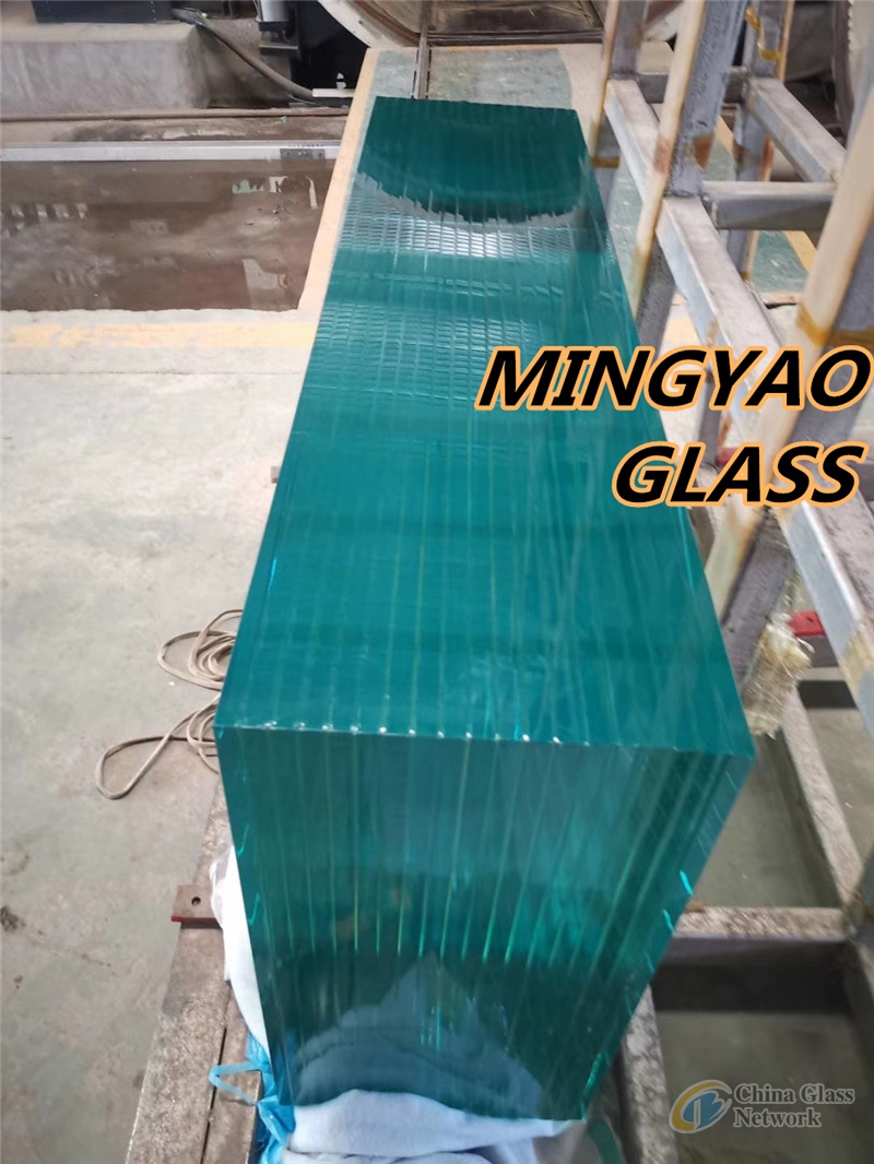 Triple & Multiple Over thickness Laminated Glass