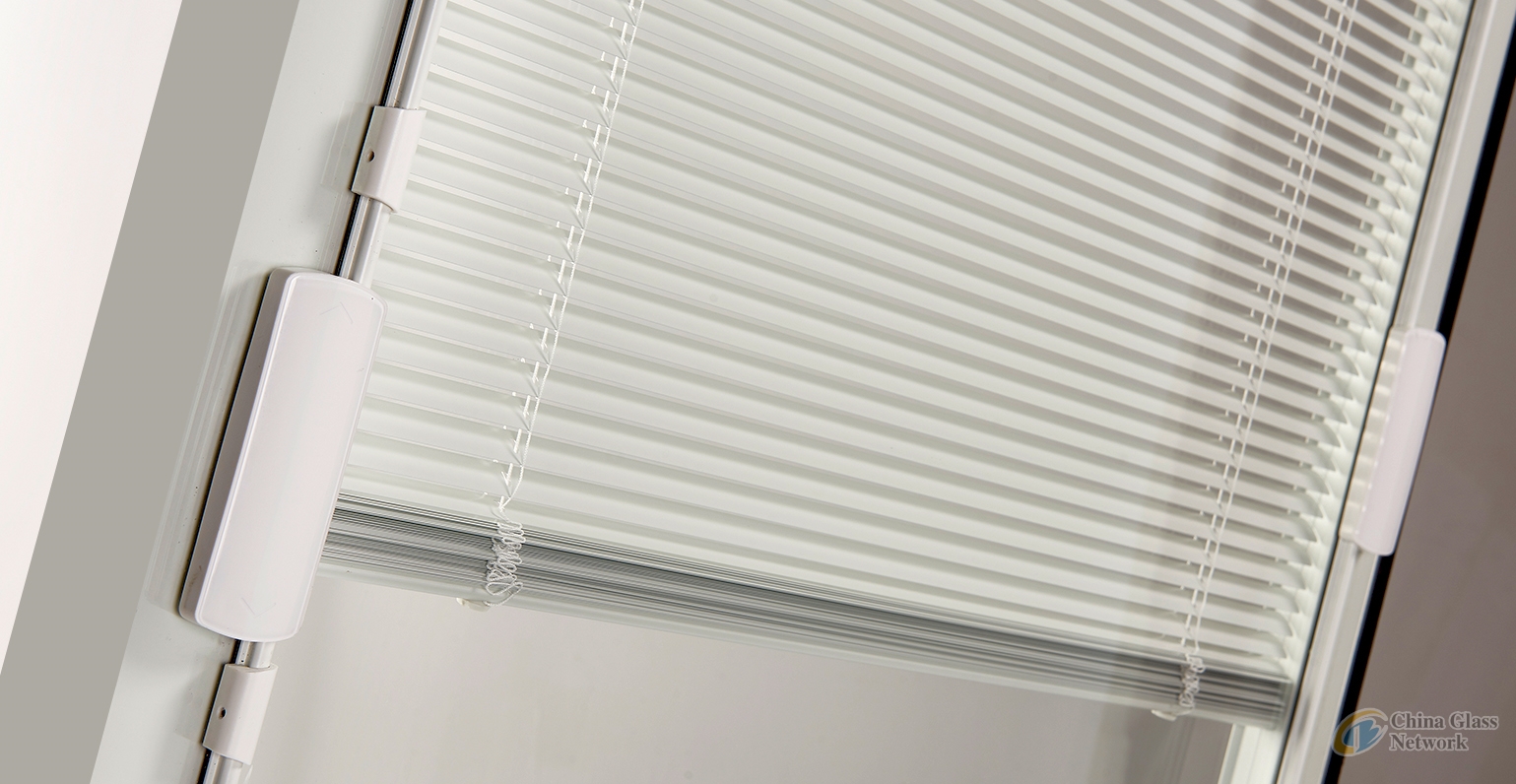 Solar Shade Insulated glass with Inner Blinds