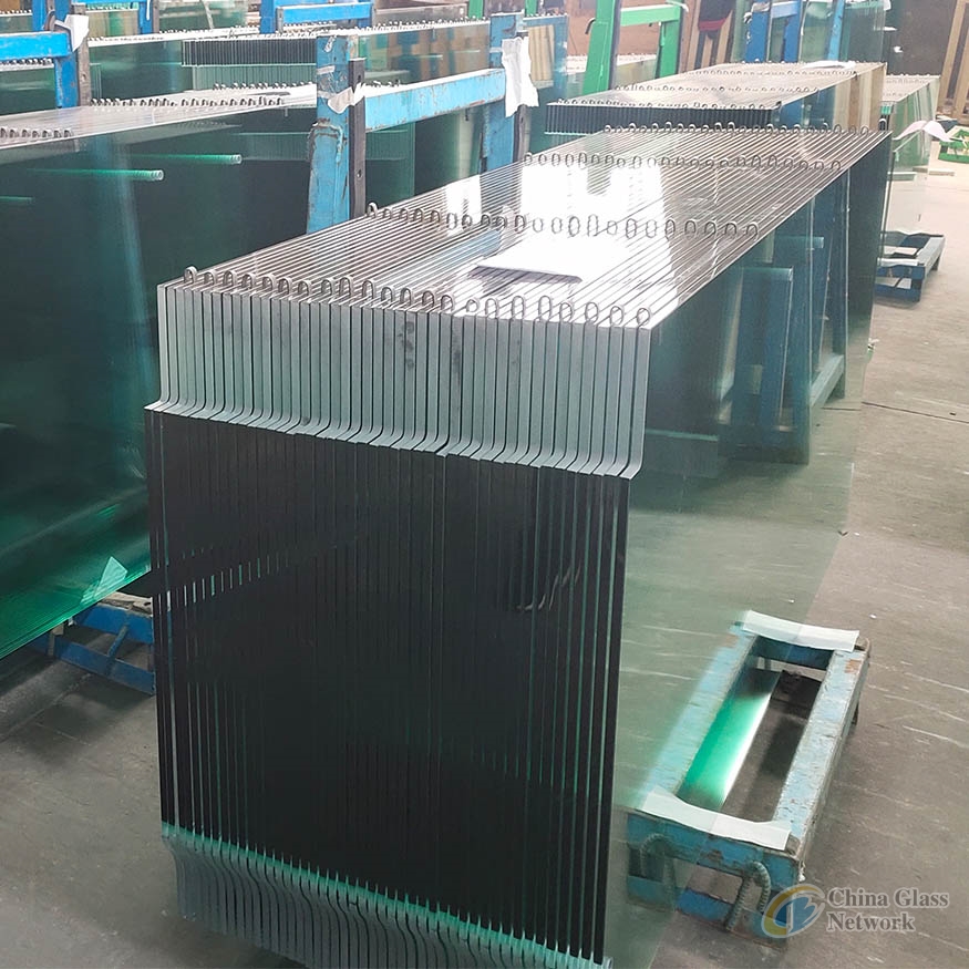 33.1 and 55.1 PVB film laminated glass Clear Extra Clear Low Iron Tempered Laminated Glass for Construction