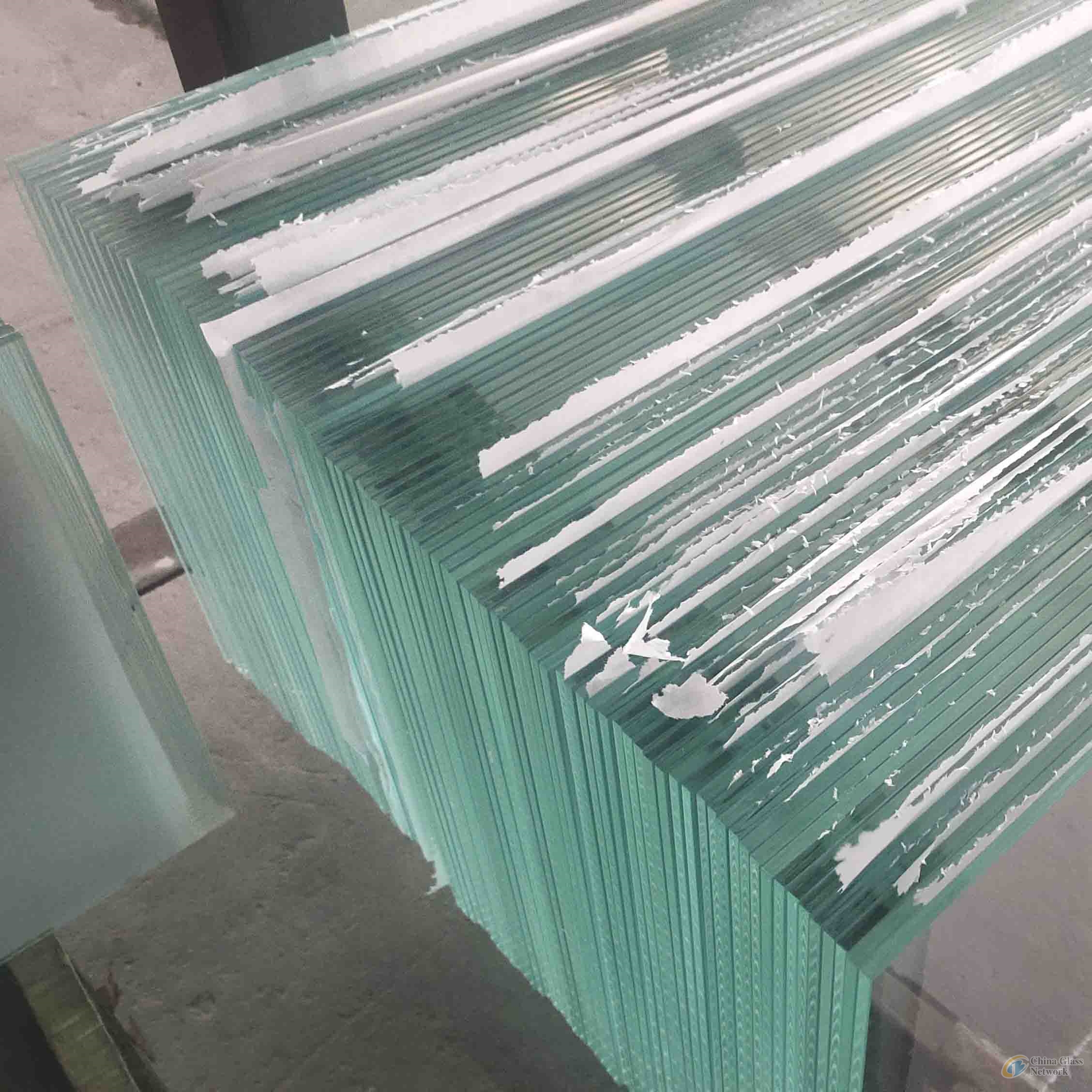 33.1 and 55.1 PVB film laminated glass Clear Extra Clear Low Iron Tempered Laminated Glass for Construction