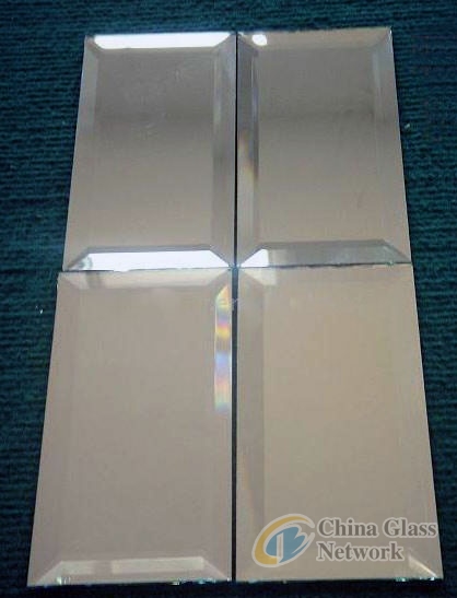 Aluminized mirror glass