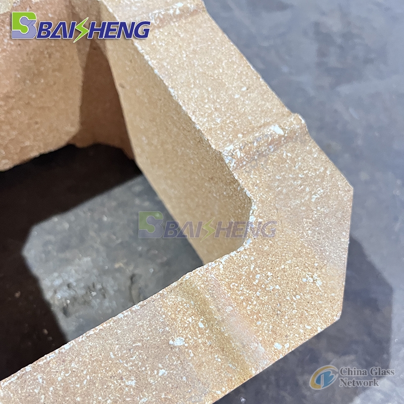 Low porosity clay brick