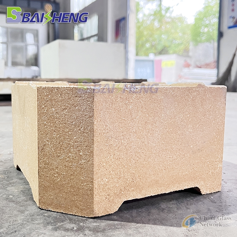 Low porosity clay brick