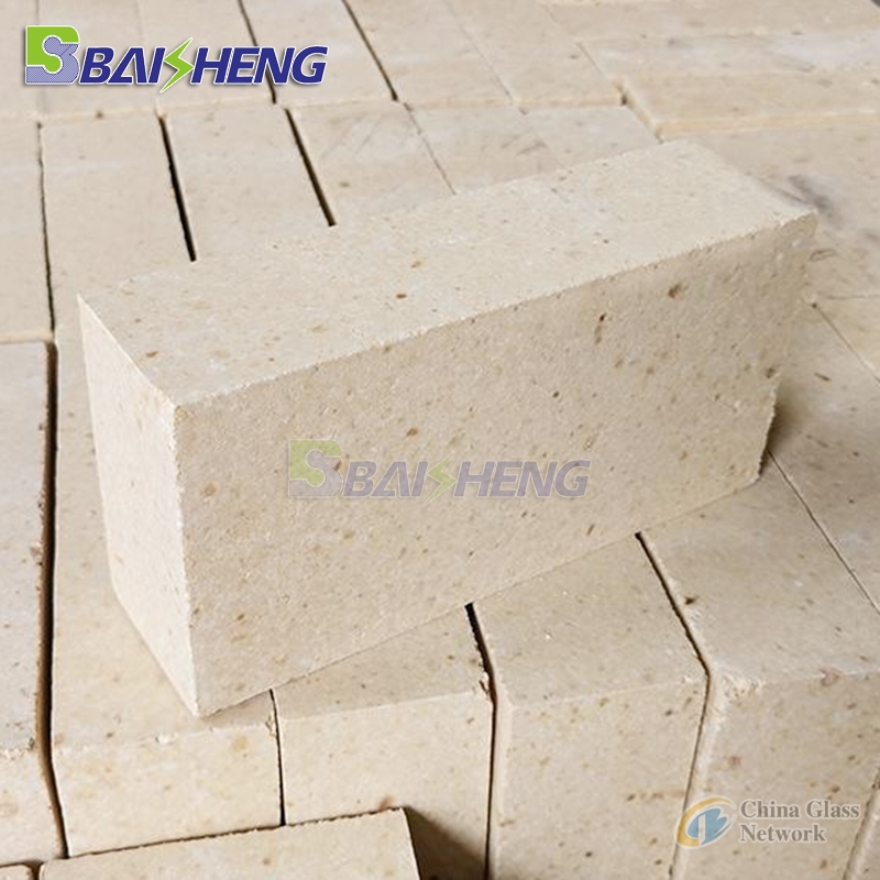 high alumina brick Suitable for large and medium-sized glass furnaces.