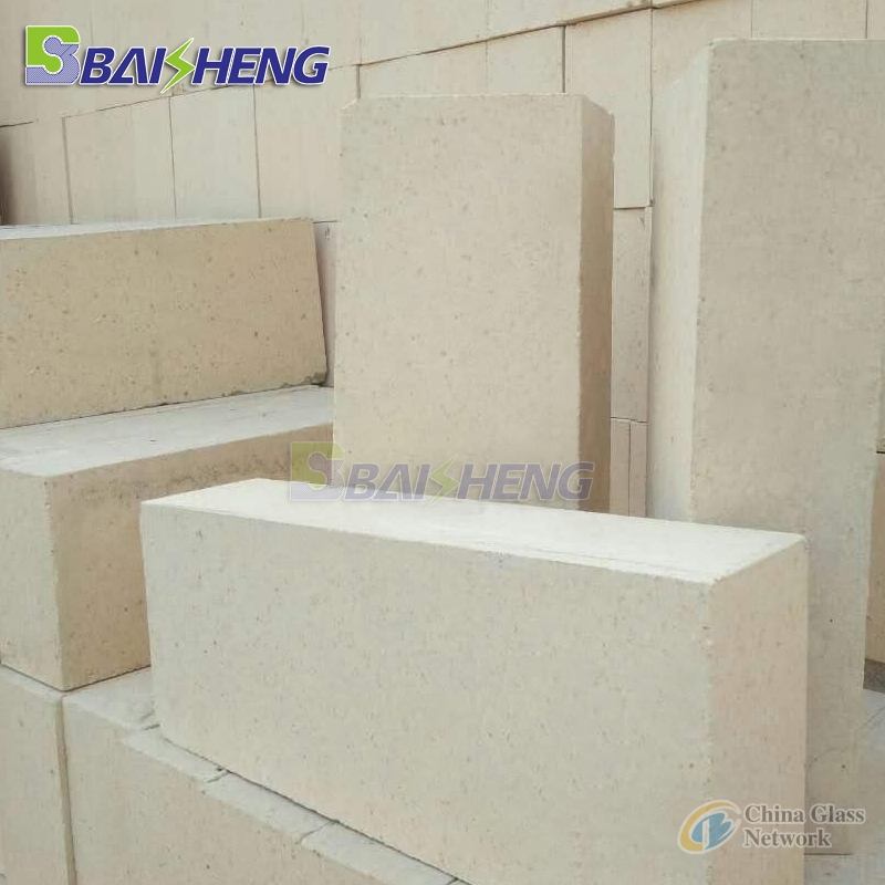 high alumina brick Suitable for large and medium-sized glass furnaces.