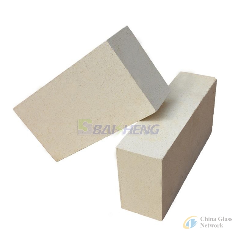 high alumina brick Suitable for large and medium-sized glass furnaces.