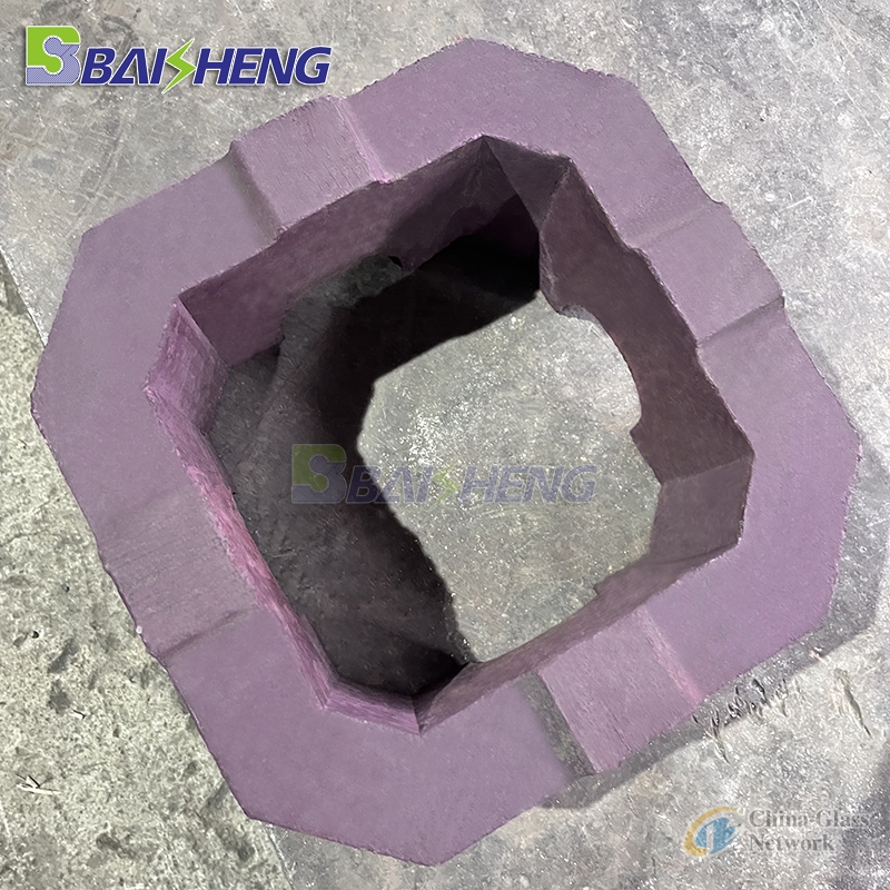 Lattice brick for regenerator of float glass furnace High temperature resistant magnesia brick