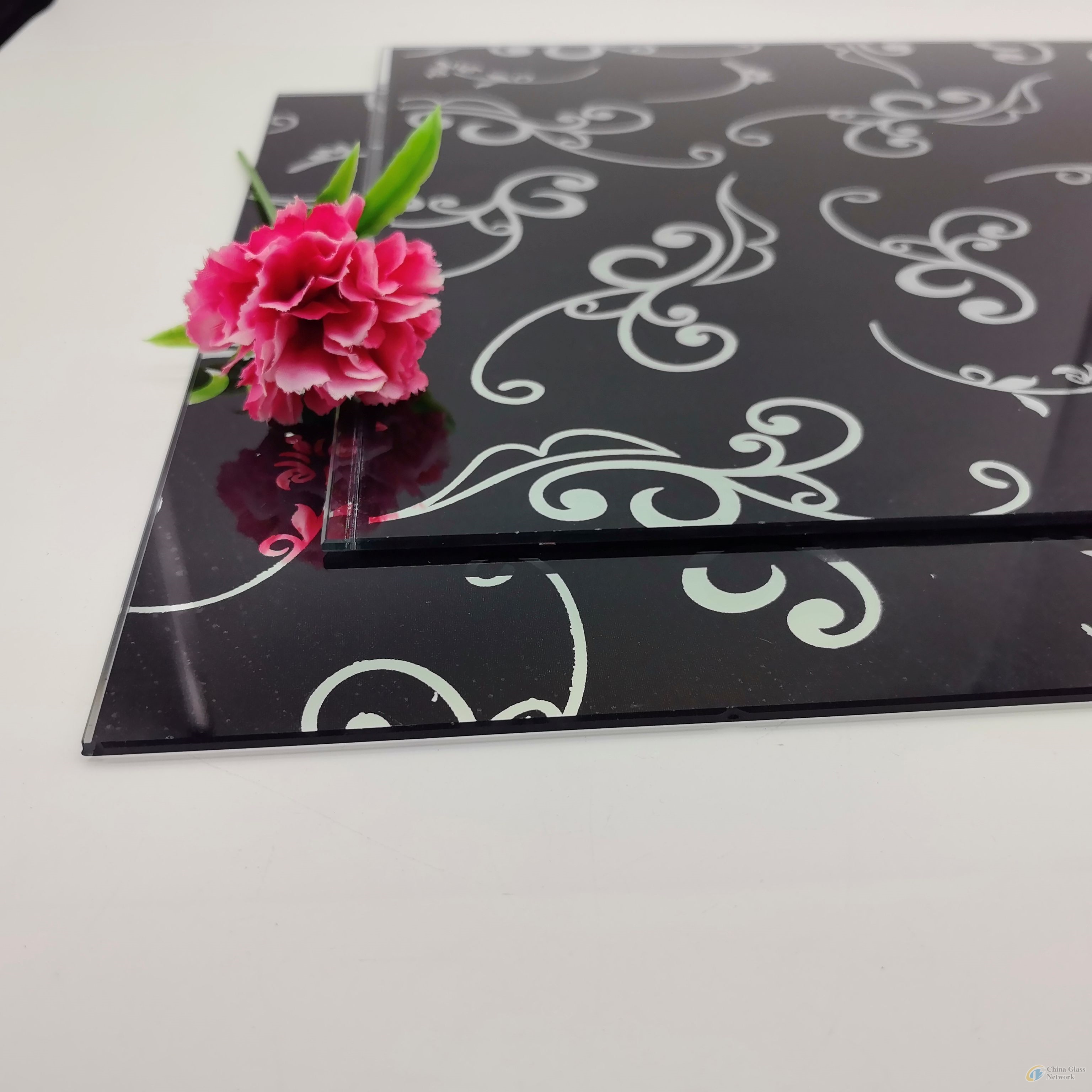 3/4/5/5.5/6/8/10/15mm Black Art Patterned Glass for Doors/Windows/Partition Wall/Cabinet