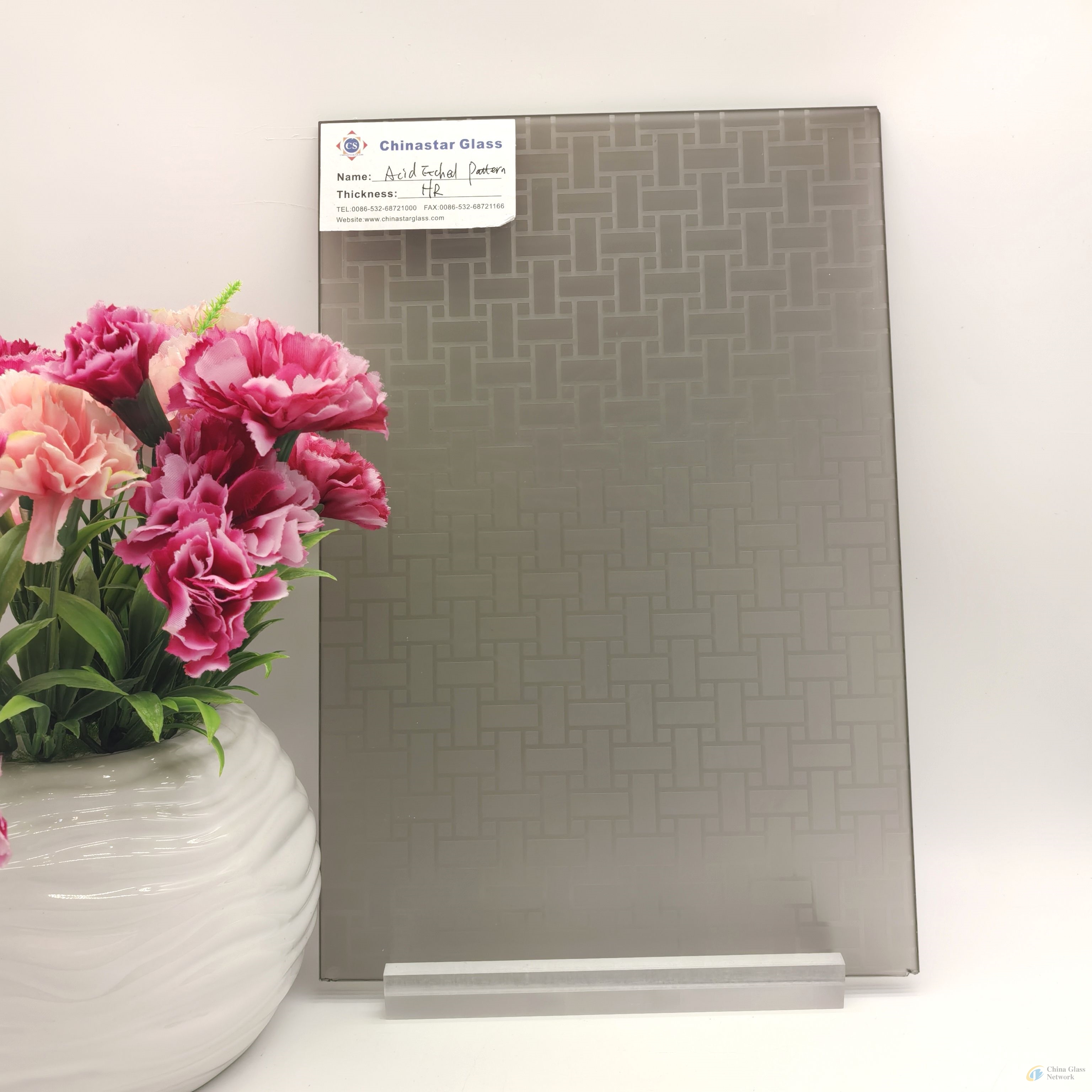 3.5/4/5/5.5/6/8/10/12mm Bronze Acid Etched Patterned Glass for Hotel Decoration/Cabinet