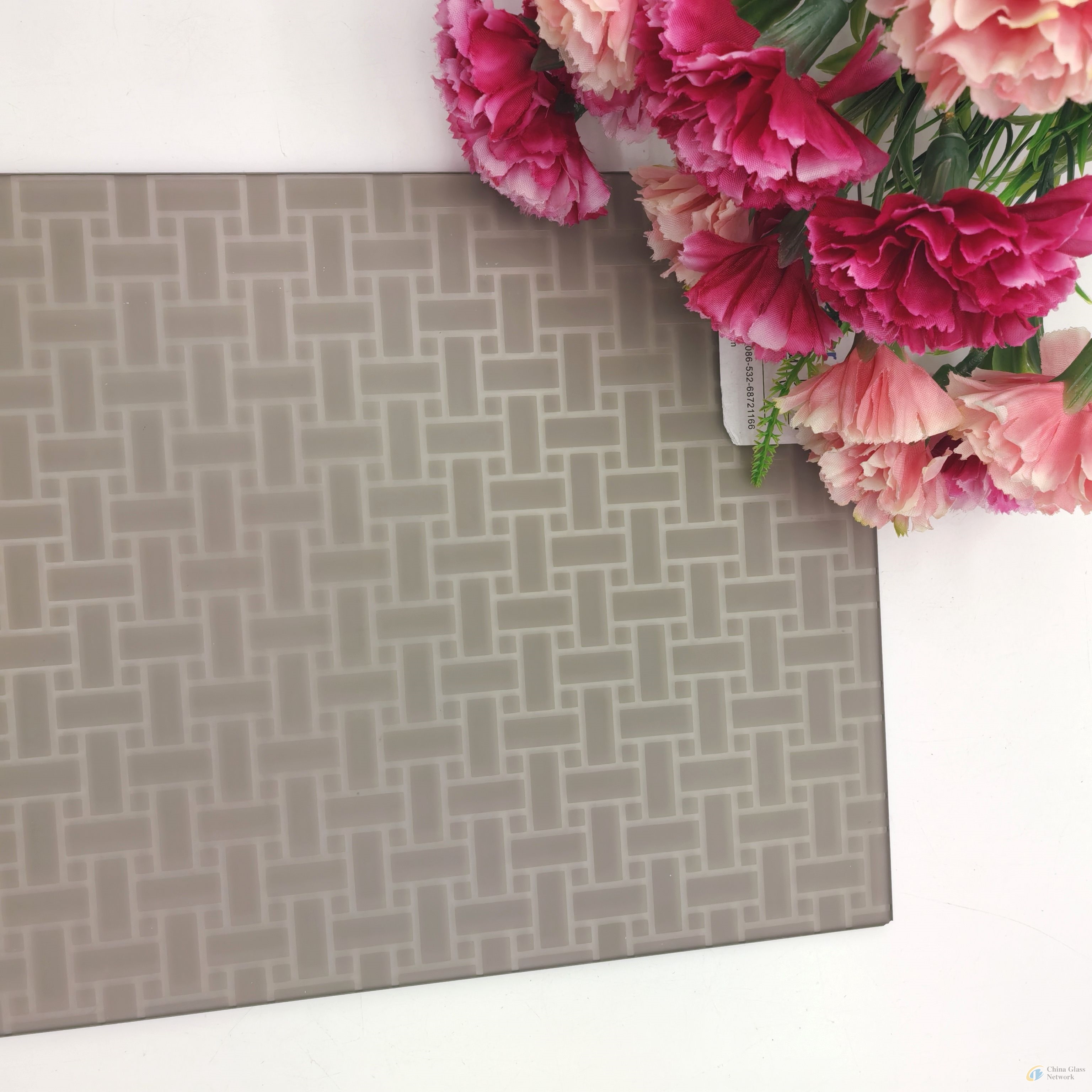 3.5/4/5/5.5/6/8/10/12mm Bronze Acid Etched Patterned Glass for Hotel Decoration/Cabinet