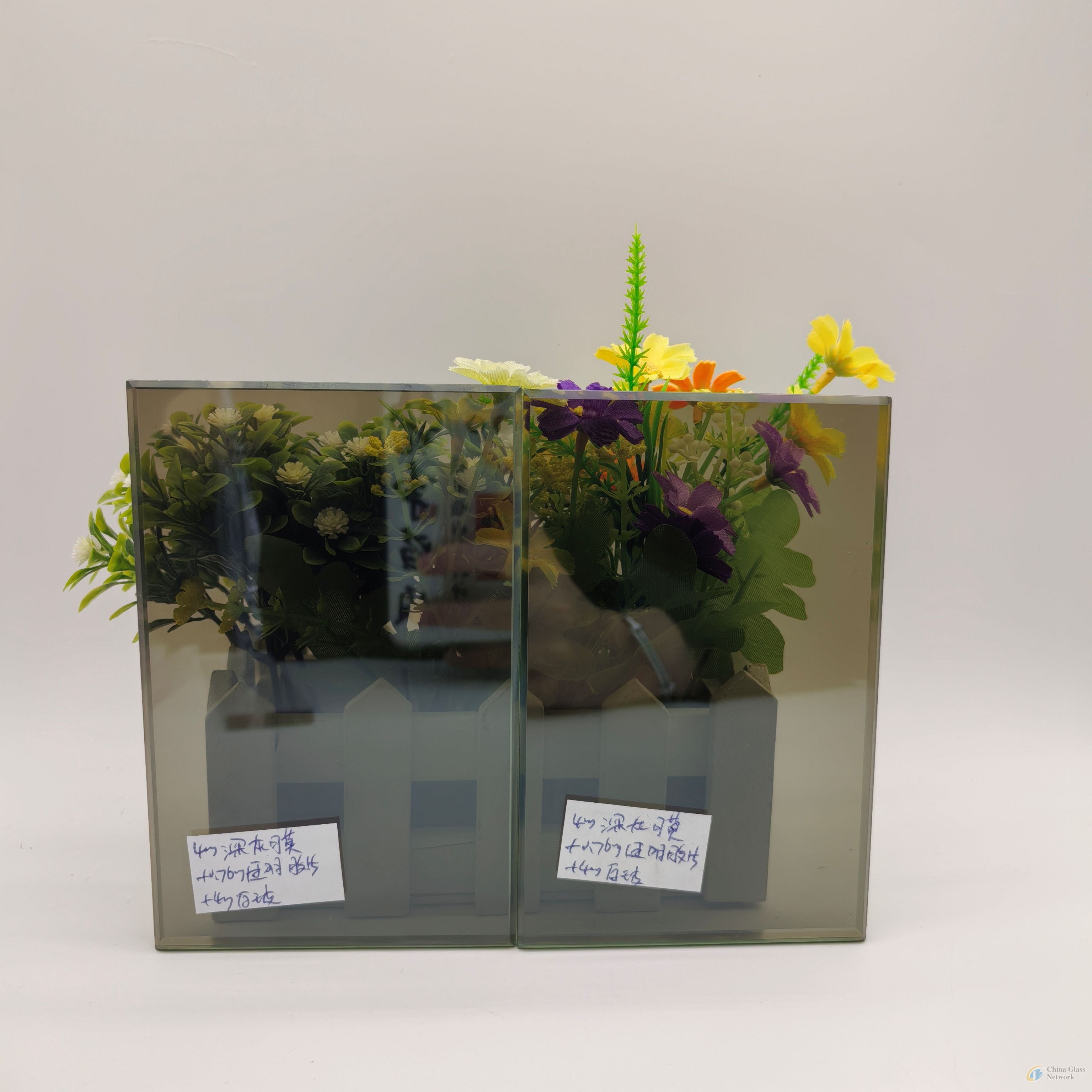 8.76mm Dark Grey Reflective Laminated Glass for Doors/Windows/Shower/Skylights
