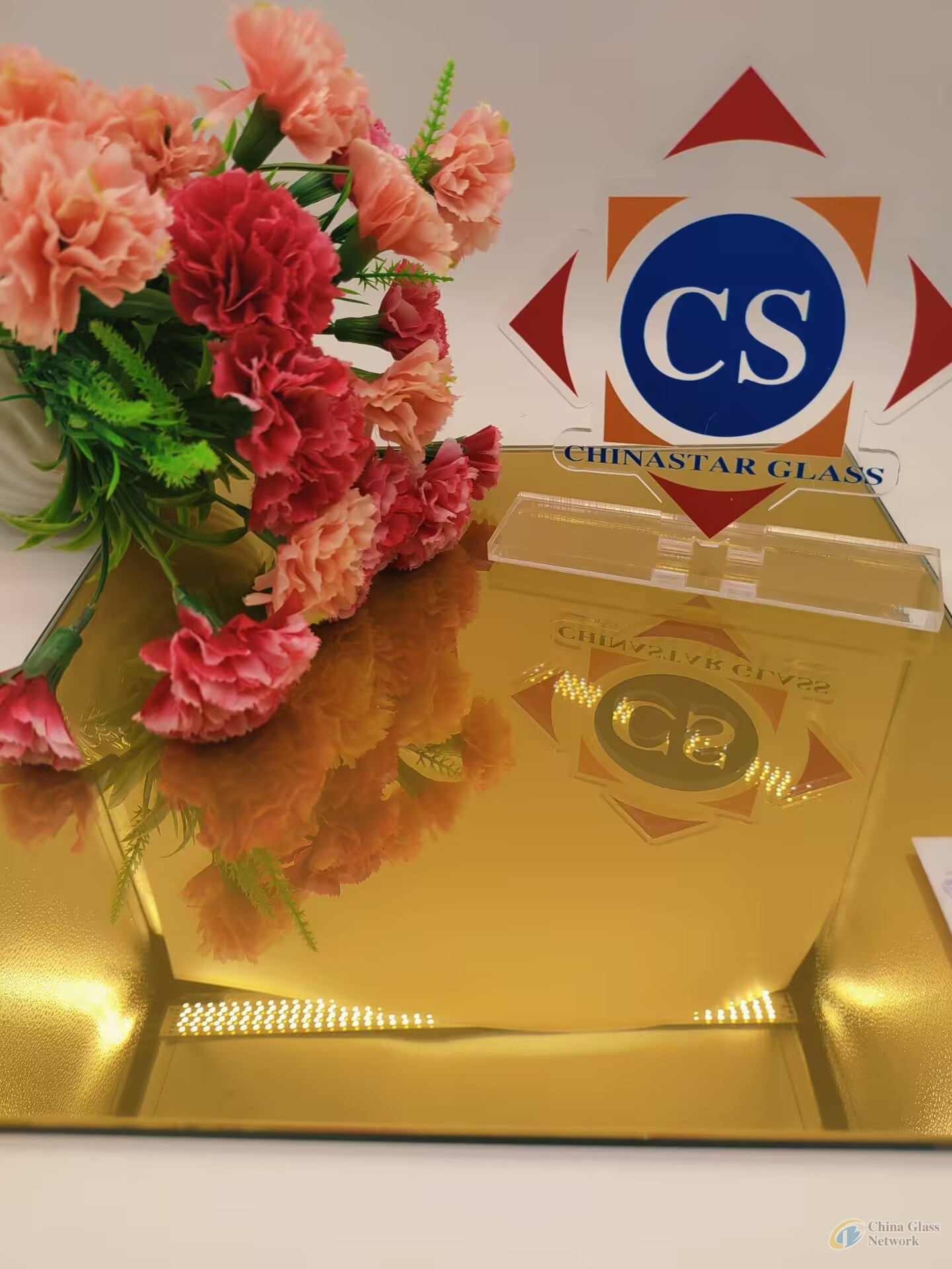 5mm Golden Reflective Glass for Decorative/Furniture/Architecture/Window