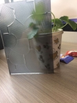grey patterned glass karatachi