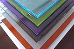 Color laminated glass