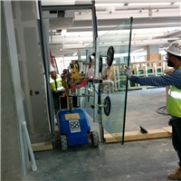 vacuum lifter, glass robot, installation robot, glass lifter robot